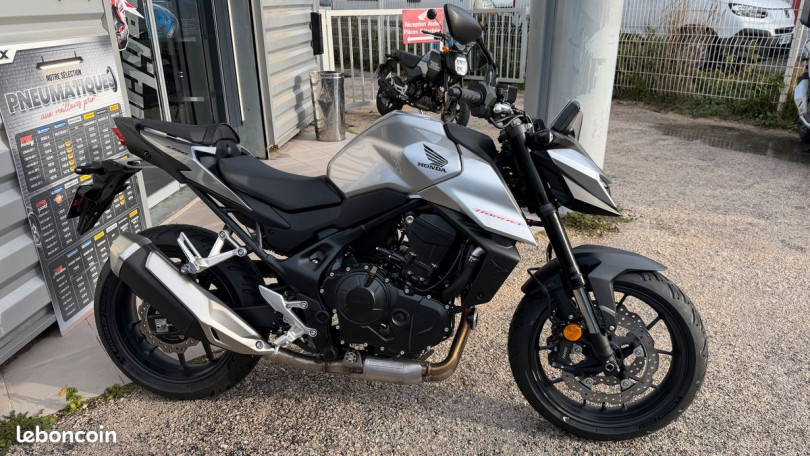 Honda HORNET 750 CB750 - SAINT MITRE LES REMPARTS