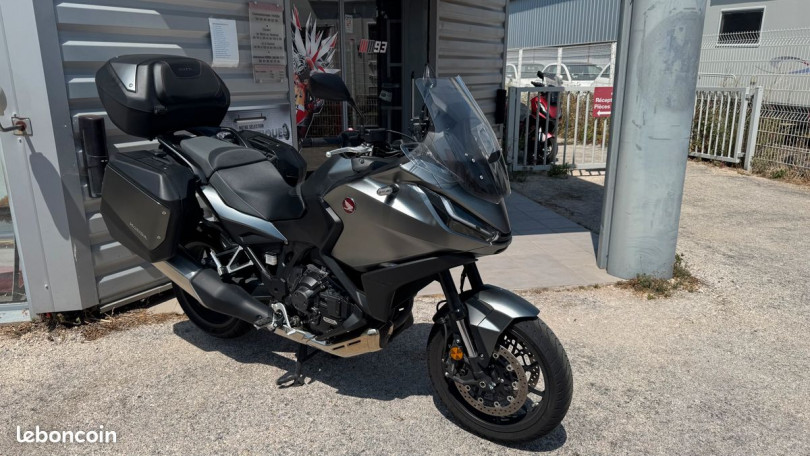 Honda NT1100 DCT - SAINT MITRE LES REMPARTS