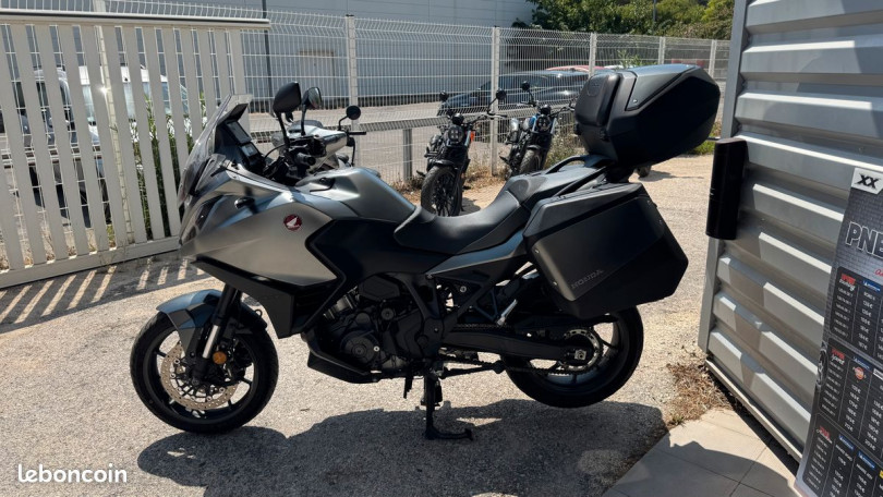 Honda NT1100 DCT - SAINT MITRE LES REMPARTS