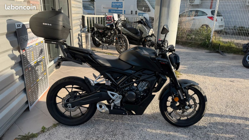 Honda CB 125 R CB125R CB125 - SAINT MITRE LES REMPARTS