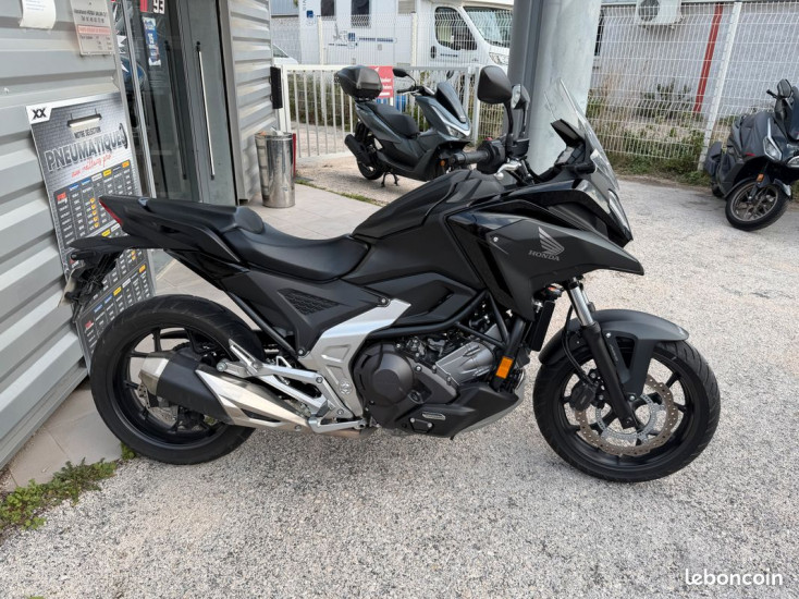 Honda NC750X DCT - SAINT MITRE LES REMPARTS