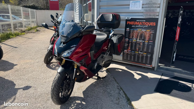 Honda Forza 750 NSS750 - SAINT MITRE LES REMPARTS