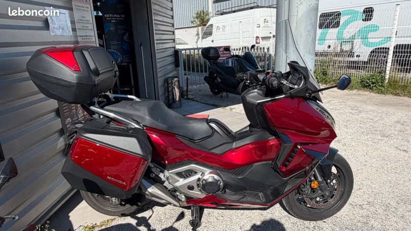 Honda Forza 750 NSS750 - SAINT MITRE LES REMPARTS