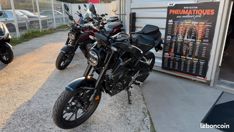 Honda CB125R CB125 R CB 125R - SAINT MITRE LES REMPARTS