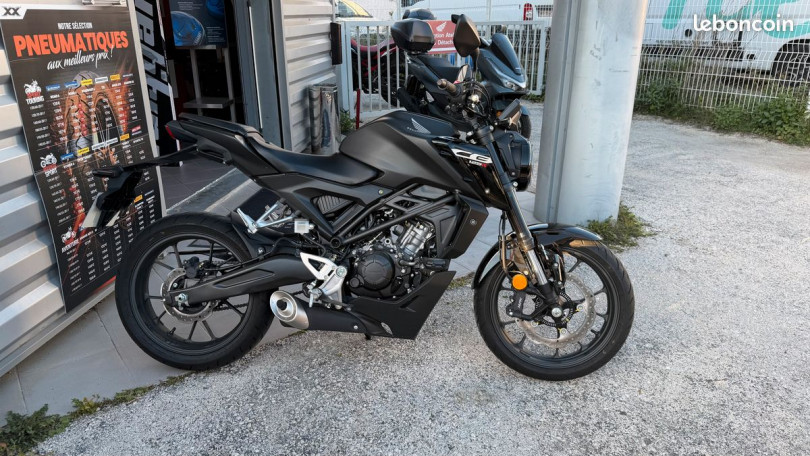 Honda CB125R CB125 R CB 125R - SAINT MITRE LES REMPARTS